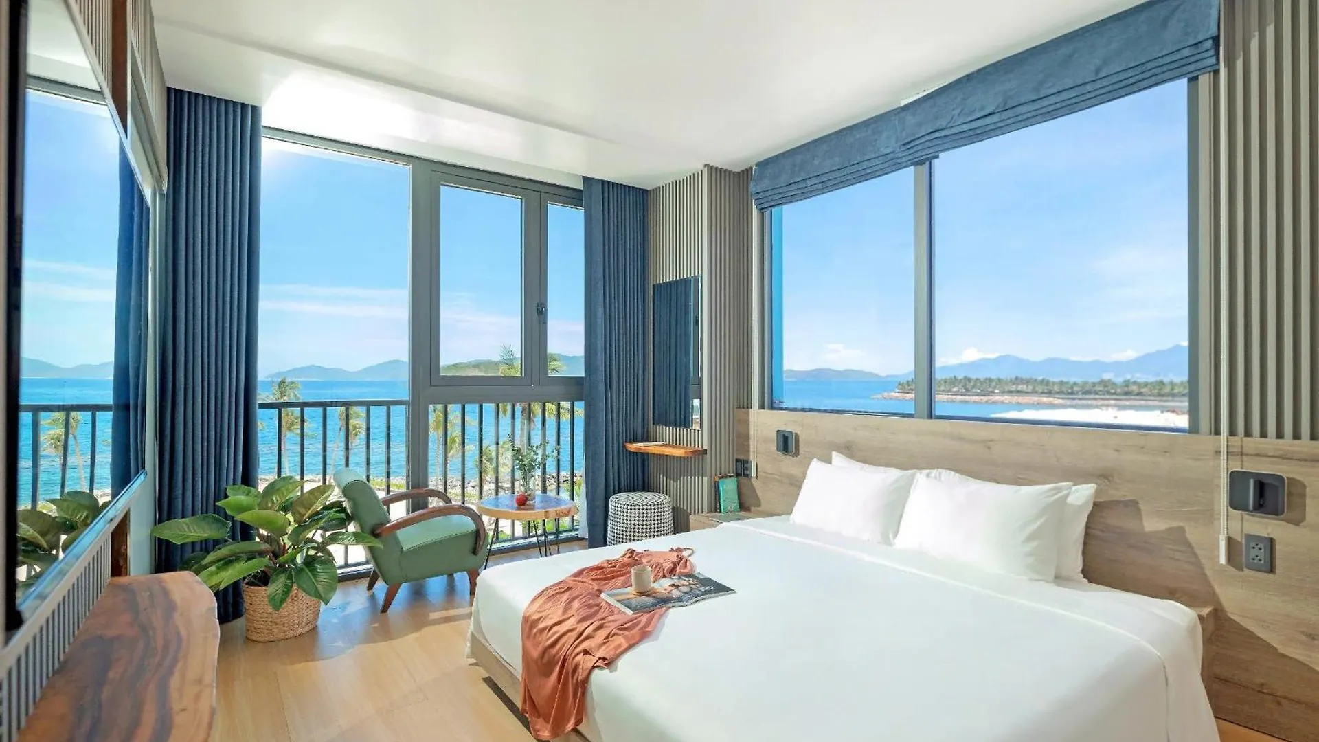Cozy Front Beach House Wid Private Beach Nha Trang 0*,  Vietnam