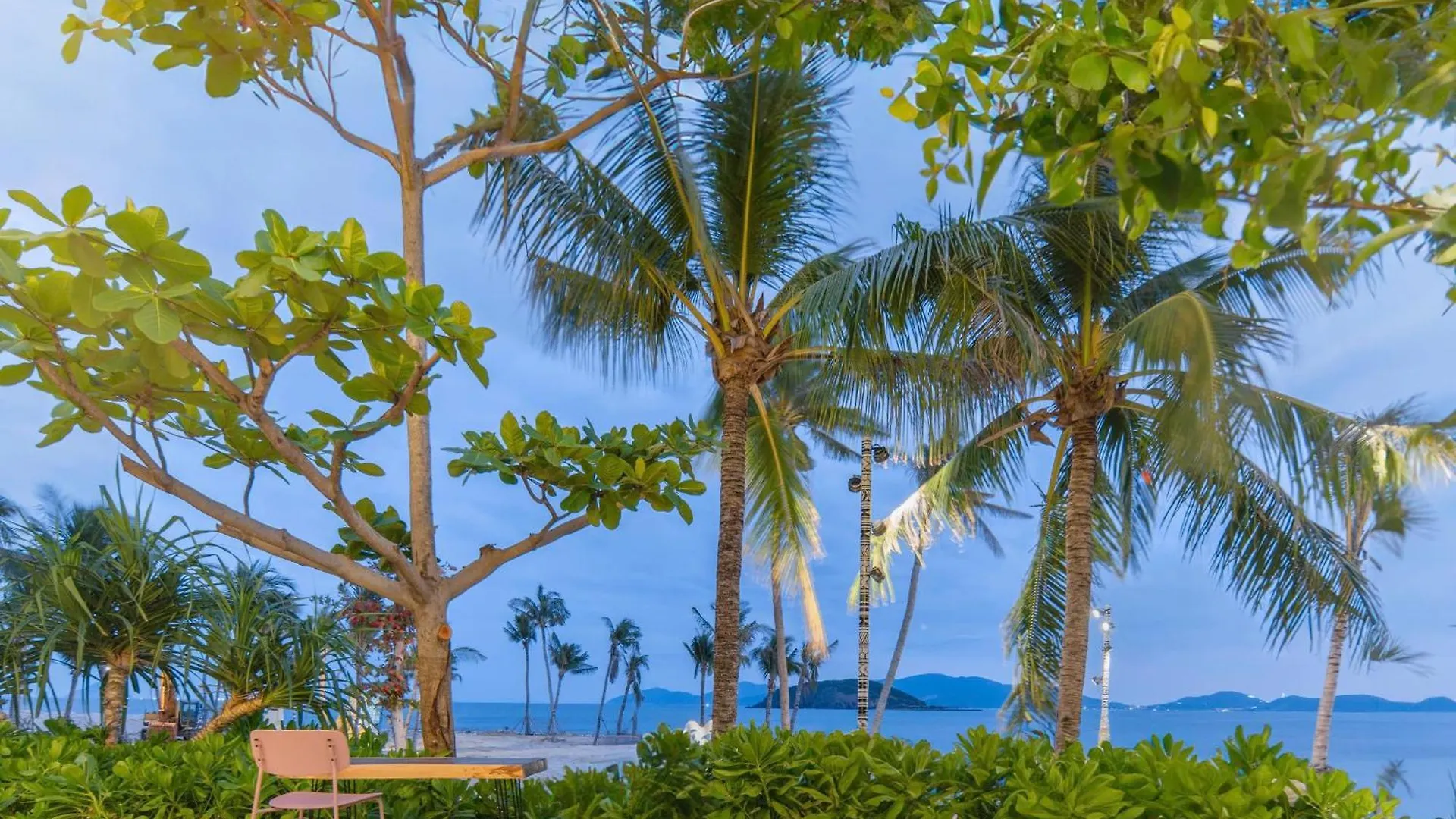Apartment Cozy Front Beach House Wid Private Beach Nha Trang