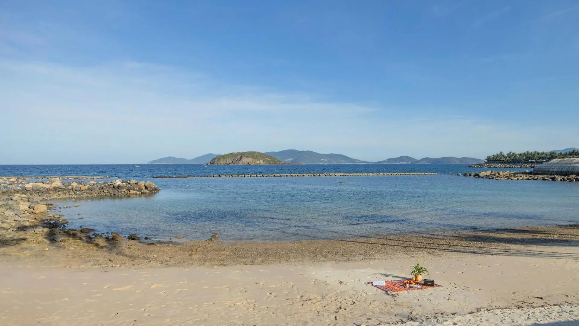 Cozy Front Beach House Wid Private Beach Να Τρανγκ